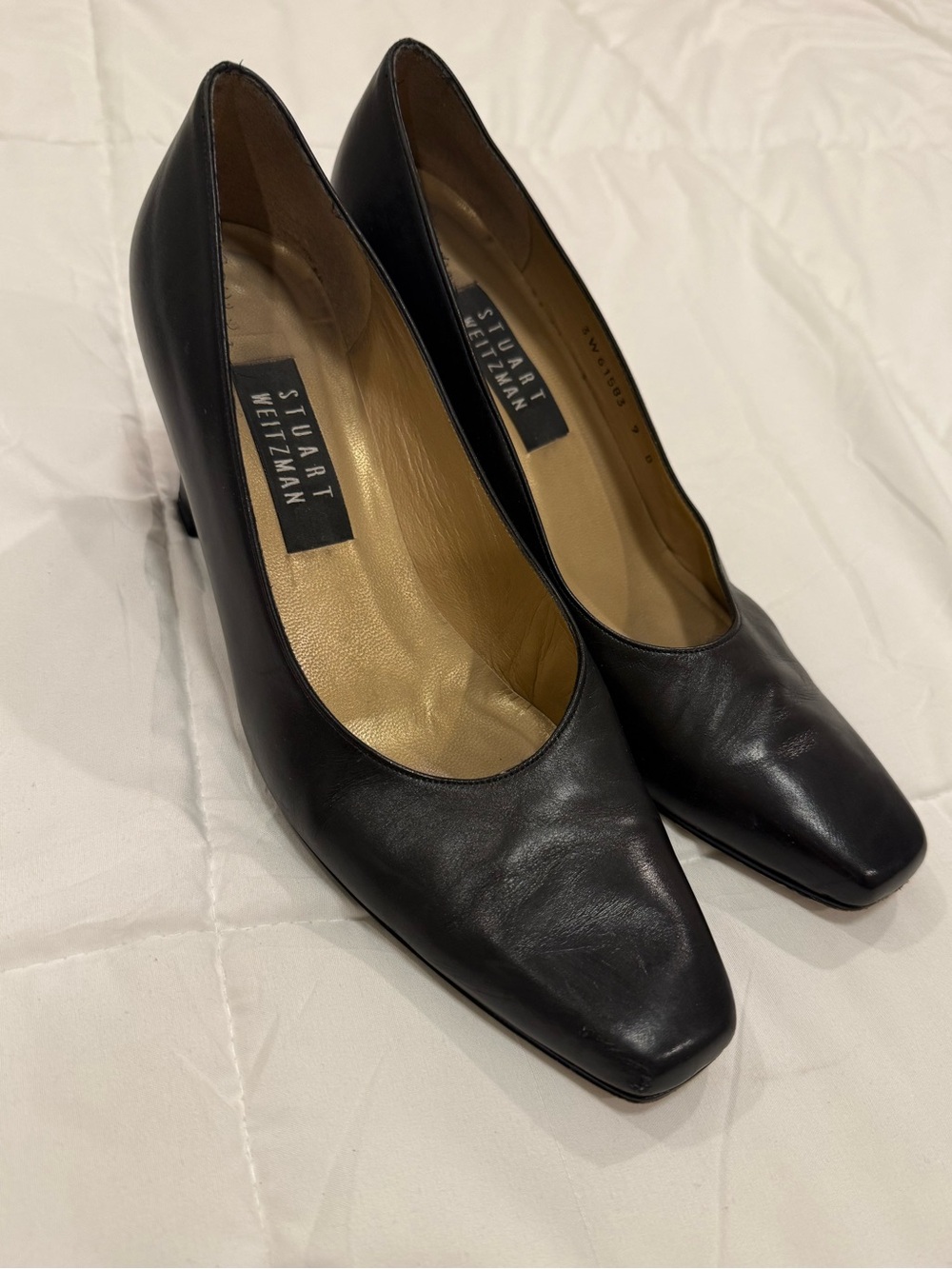 Stuart Weitzman Vintage Black Leather Square-Toe Pumps Size 9B
